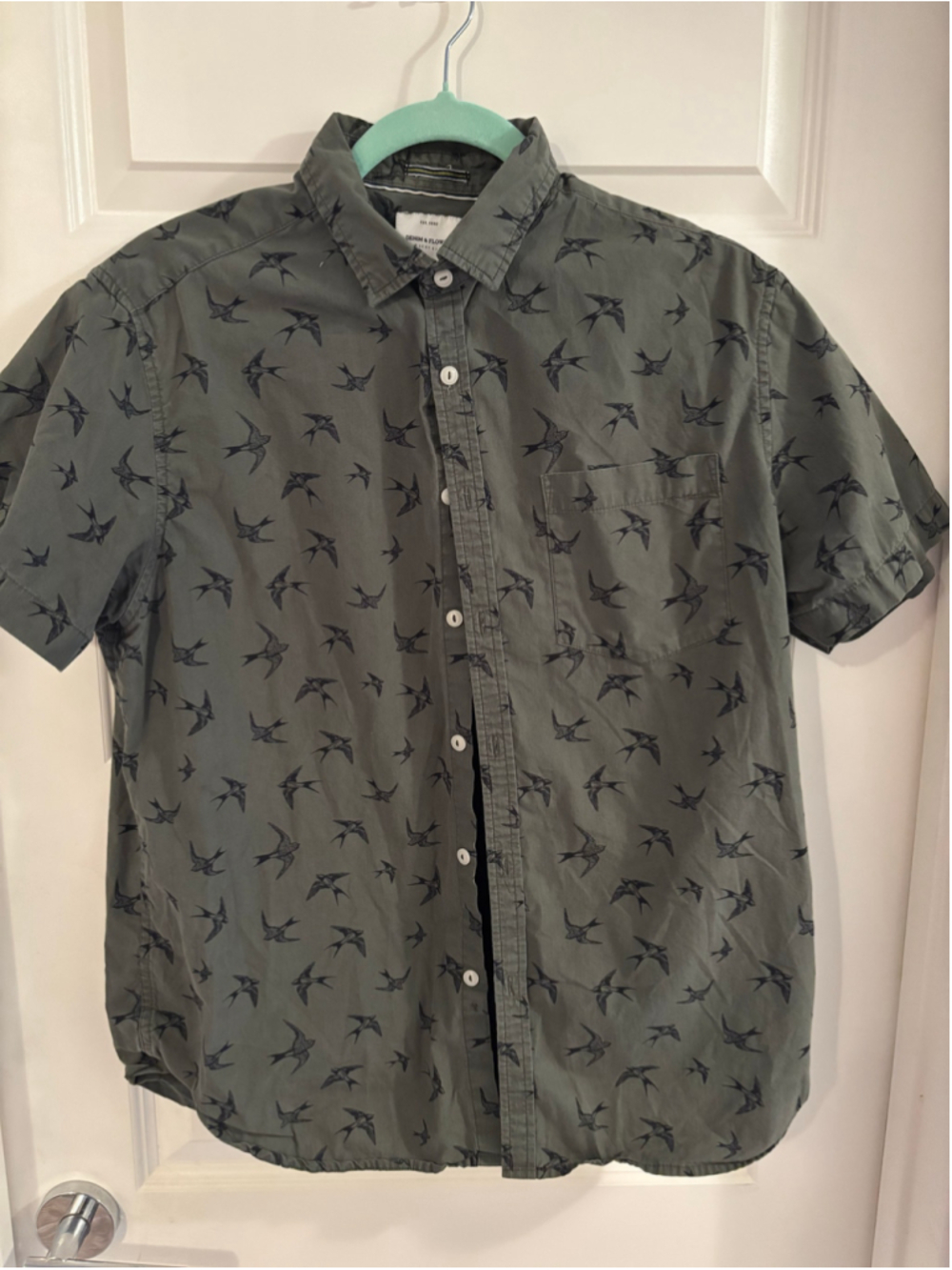 Men's Denim & Flower Casual Button Down Shirt M Green Black Bird Print